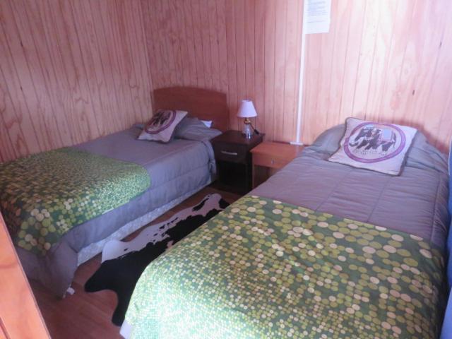 Hostal Y Cabanas Peumayen Пуерто Гуадал Екстериор снимка
