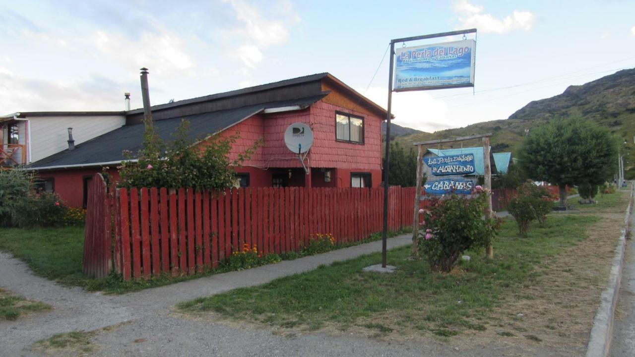 Hostal Y Cabanas Peumayen Пуерто Гуадал Екстериор снимка