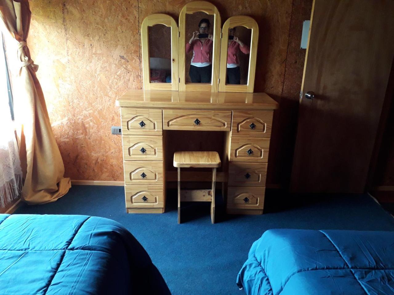 Hostal Y Cabanas Peumayen Пуерто Гуадал Екстериор снимка